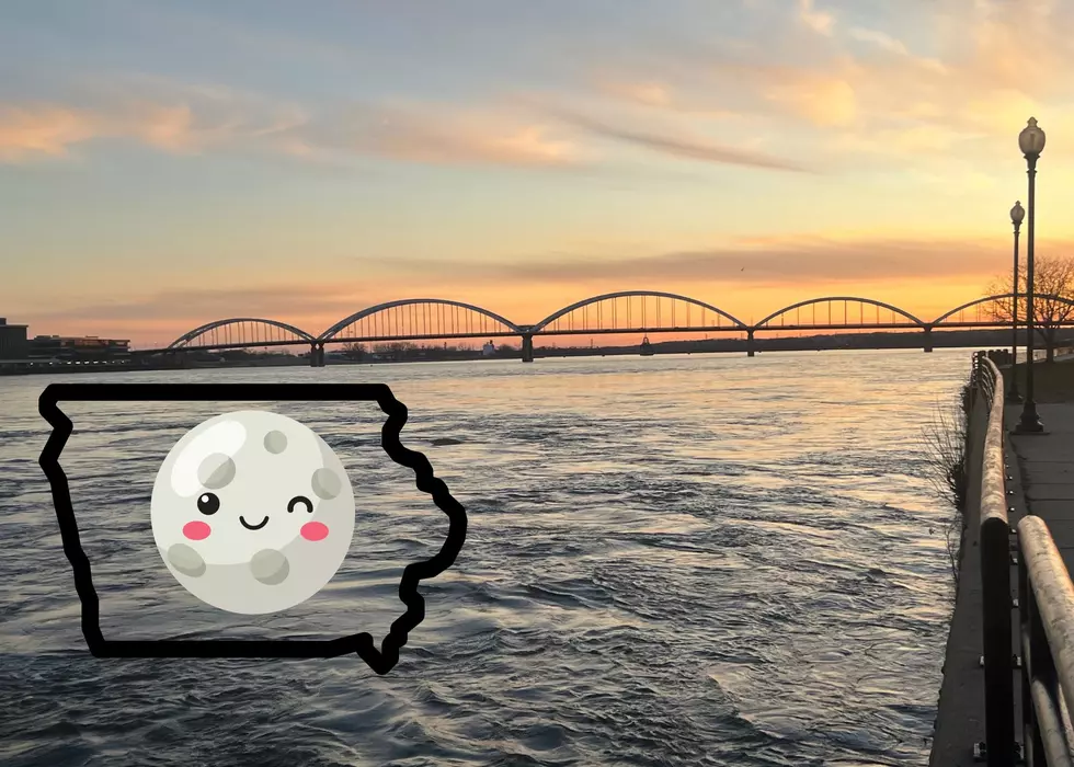 Another Historic Cosmic Event Is Happening Today In Iowa